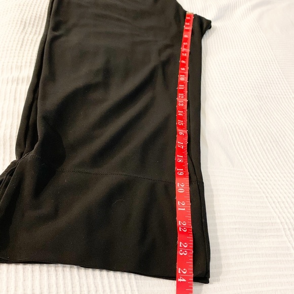 J. Jill Pull On Split Hem Black Stretch Crop Pants - Picture 9 of 9